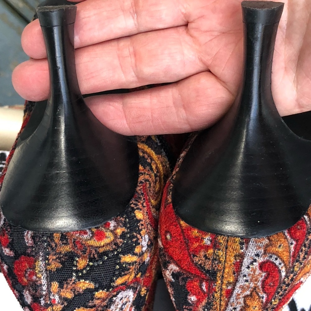 Paisley Red Mid-Heel Fashion Boots - Picture 3 of 6